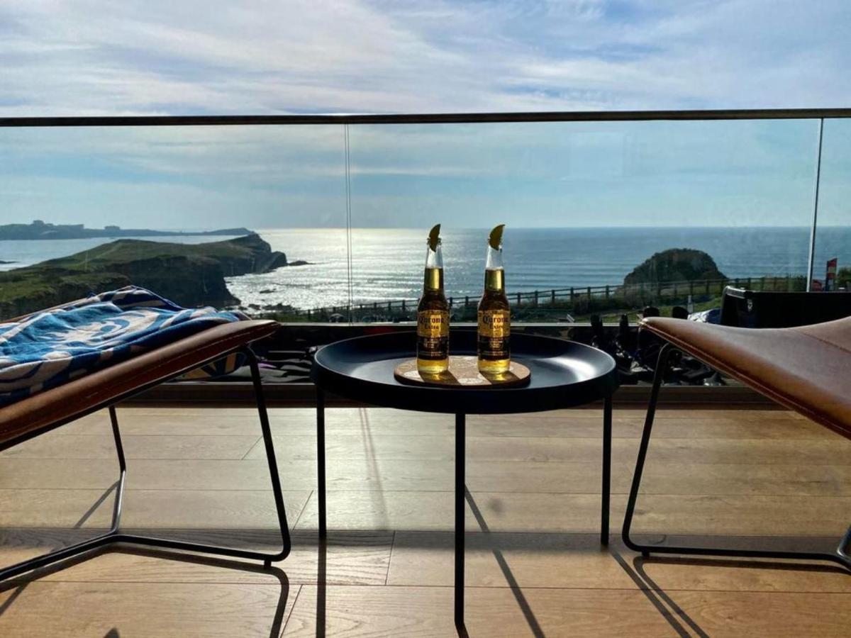 Sunset Waves Sea View Apartment Featuring Panoramic Views & Parking Newquay  Bagian luar foto