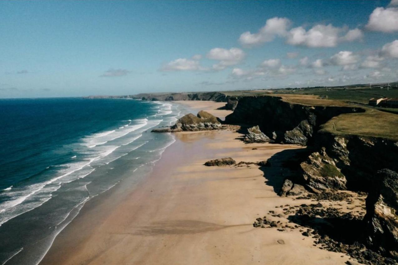 Sunset Waves Sea View Apartment Featuring Panoramic Views & Parking Newquay  Bagian luar foto